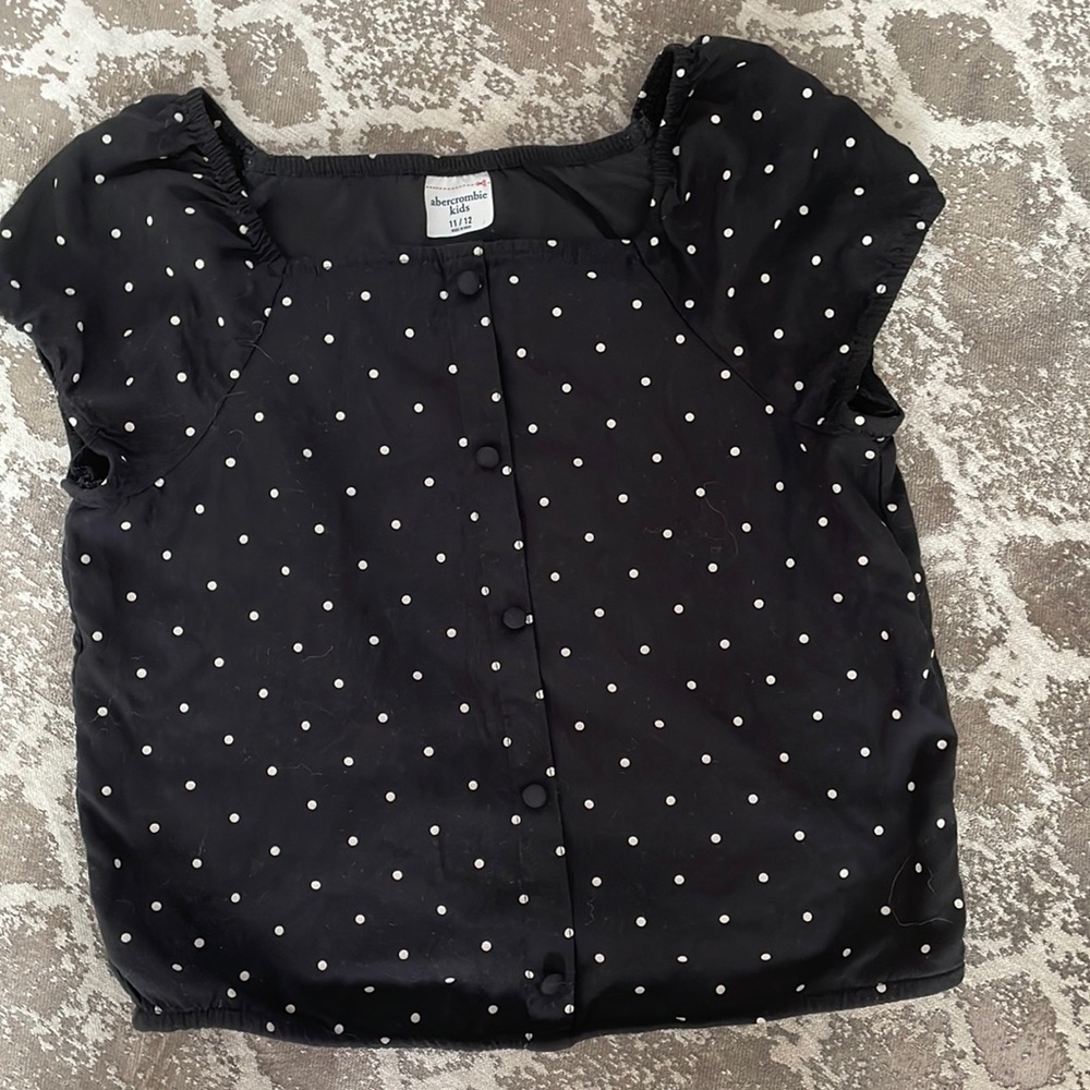 Dot shirt